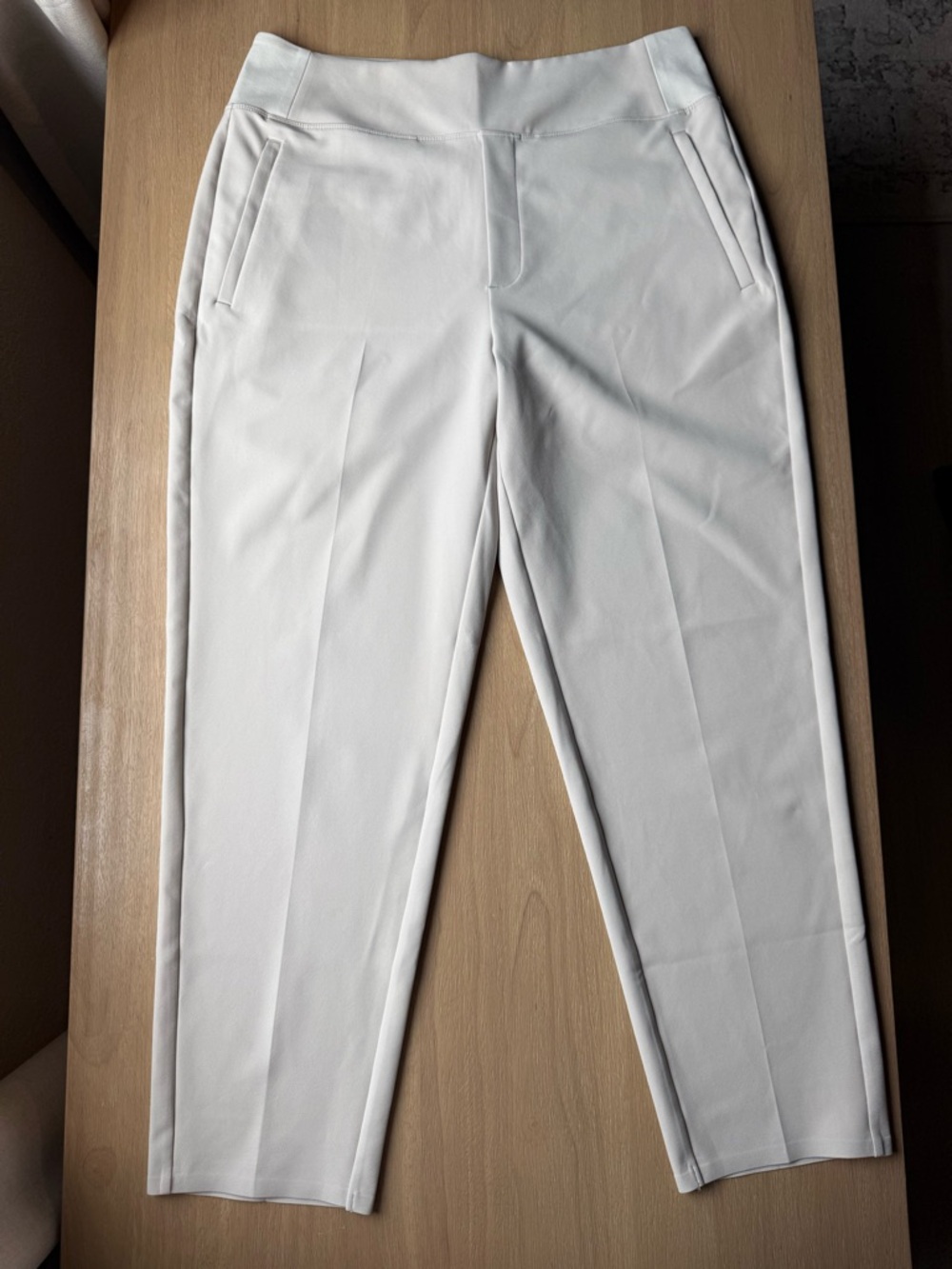 Athleta Brooklyn Mid Rise Ankle Pant Beige Size 12 Travel Office - Picture 3 of 9
